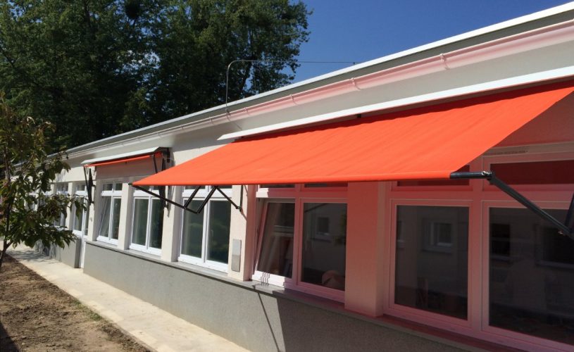 Awning basic opened