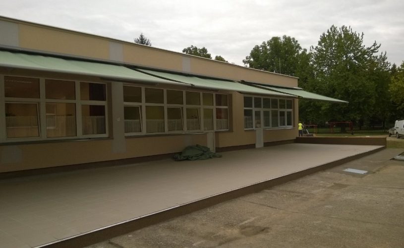 Awning kindergarten_2